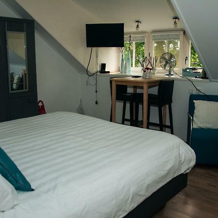 De Langenlee Bed & Breakfast ซโวลเลอ ภายนอก รูปภาพ