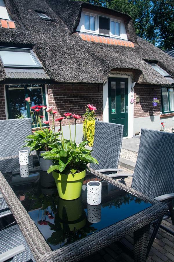 De Langenlee Bed & Breakfast ซโวลเลอ ภายนอก รูปภาพ